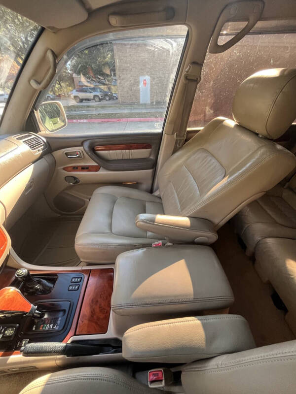 2001 Lexus LX 470