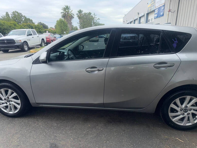 2013 Mazda MAZDA3 i Touring