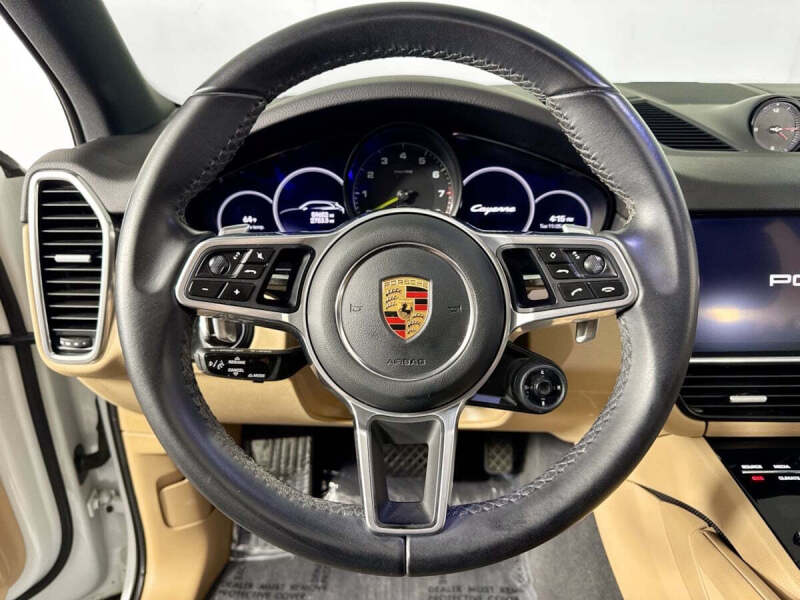 2022 Porsche Cayenne E-Hybrid