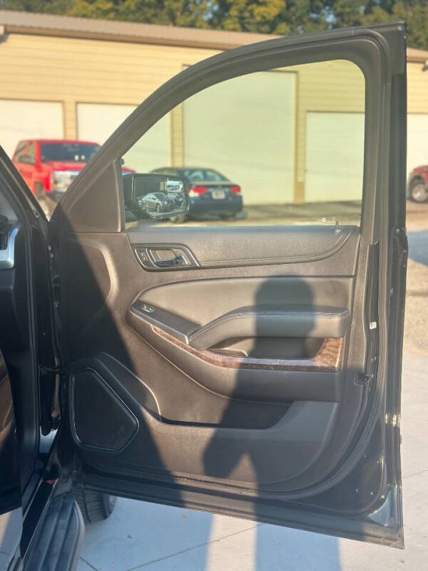 2016 Chevrolet Suburban LS