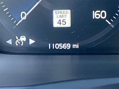 2018 Volvo XC90 T6 Momentum