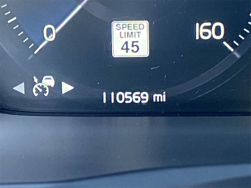 2018 Volvo XC90 T6 Momentum