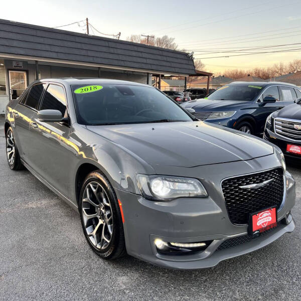 2018 Chrysler 300 S