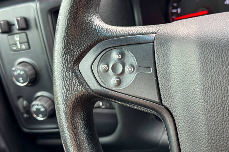 2022 Chevrolet Silverado 5500HD