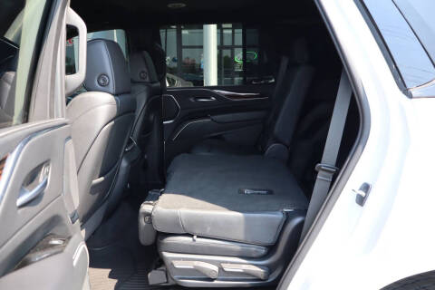 2023 Cadillac Escalade Luxury