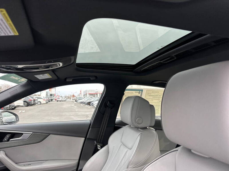 2024 Audi A4 quattro S line Prem Plus 45 TFSI