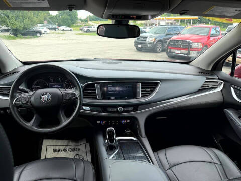 2020 Buick Enclave Essence