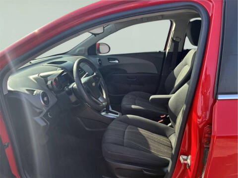 2015 Chevrolet Sonic LT Auto