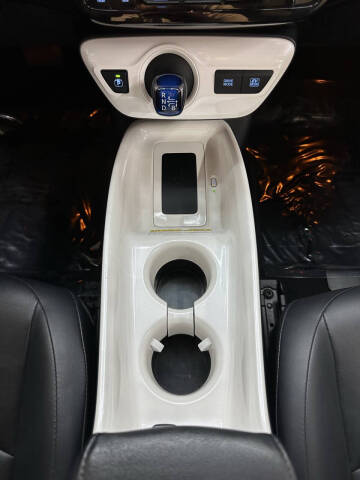 2016 Toyota Prius Four