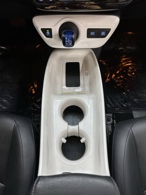 2016 Toyota Prius Four