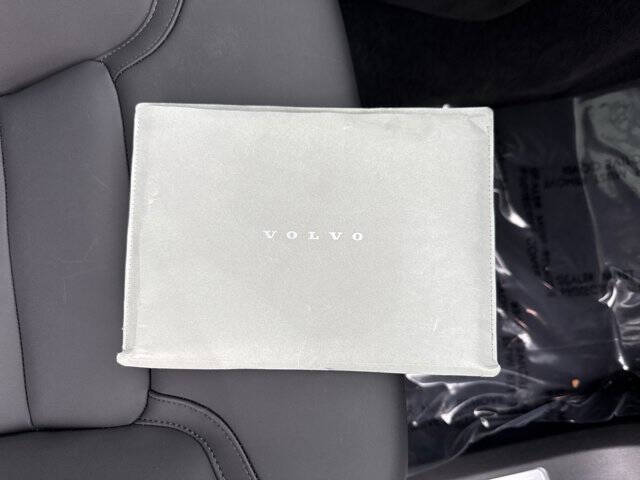 2025 Volvo XC90 B6 Plus Bright Theme 7P