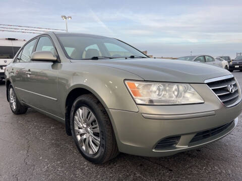 2010 Hyundai Sonata for sale at VIP Auto Sales & Service in Franklin OH