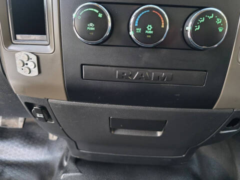 2012 RAM 1500 ST