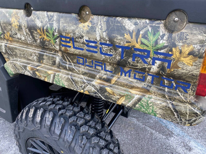 2025 HuntVe Electra Lithium 4x4 EPS Crew