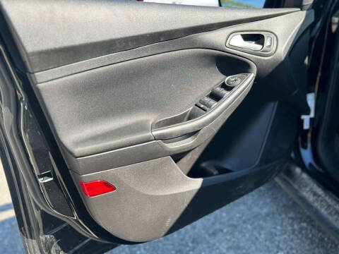 2017 Ford Focus SE