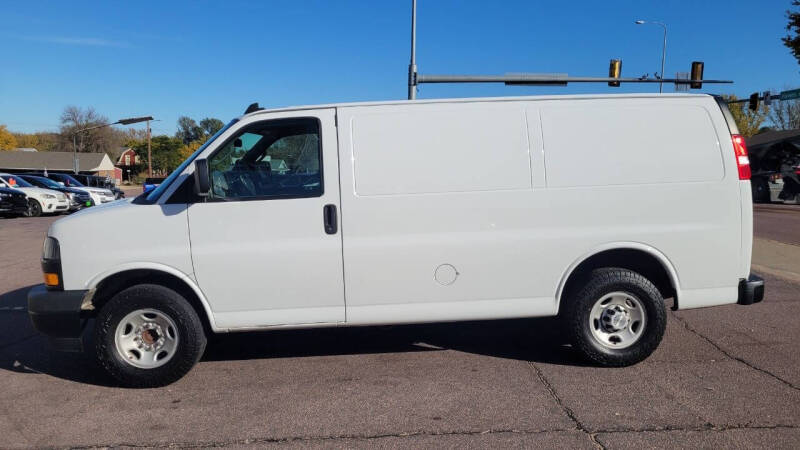 2020 Chevrolet Express 2500