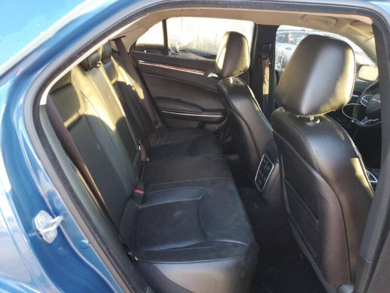 2021 Chrysler 300 Touring