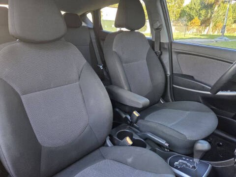 2014 Hyundai Accent GS