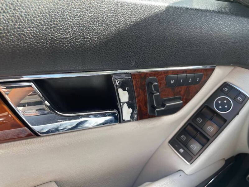 2010 Mercedes-Benz C-Class C 300 Sport