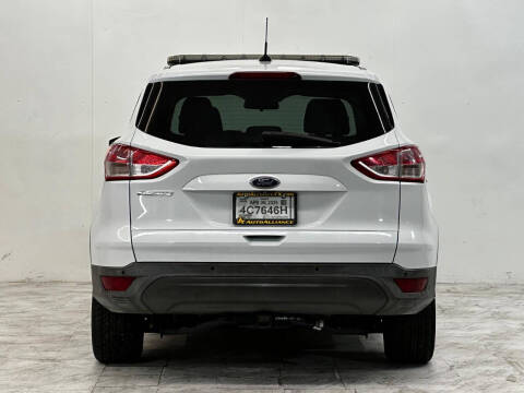 2015 Ford Escape S