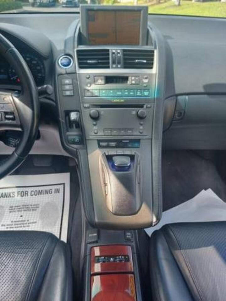 2010 Lexus HS 250h Sedan - $7,499