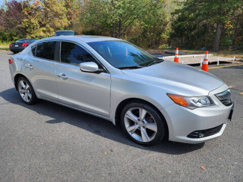 2013 Acura ILX 2.0L w/Tech