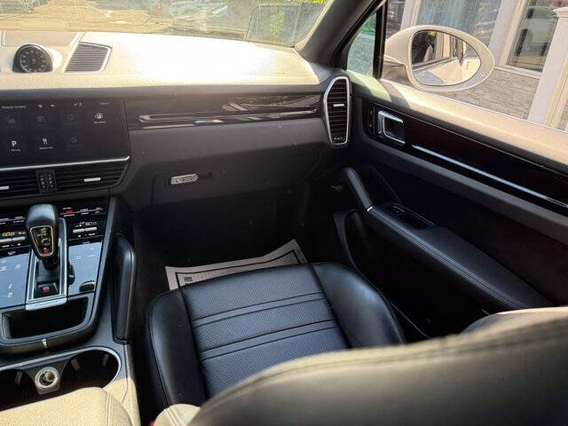 2020 Porsche Cayenne Coupe