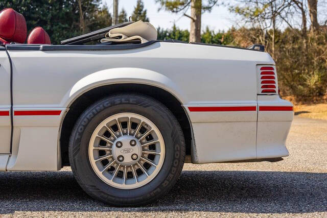 1987 Ford Mustang GT