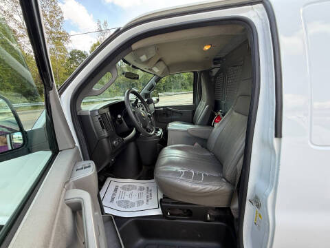 2017 Chevrolet Express 2500