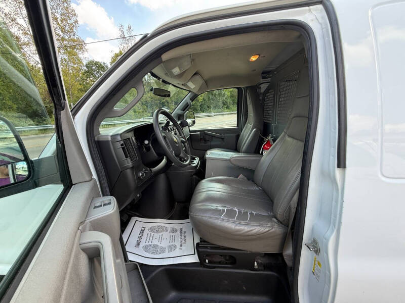 2017 Chevrolet Express 2500