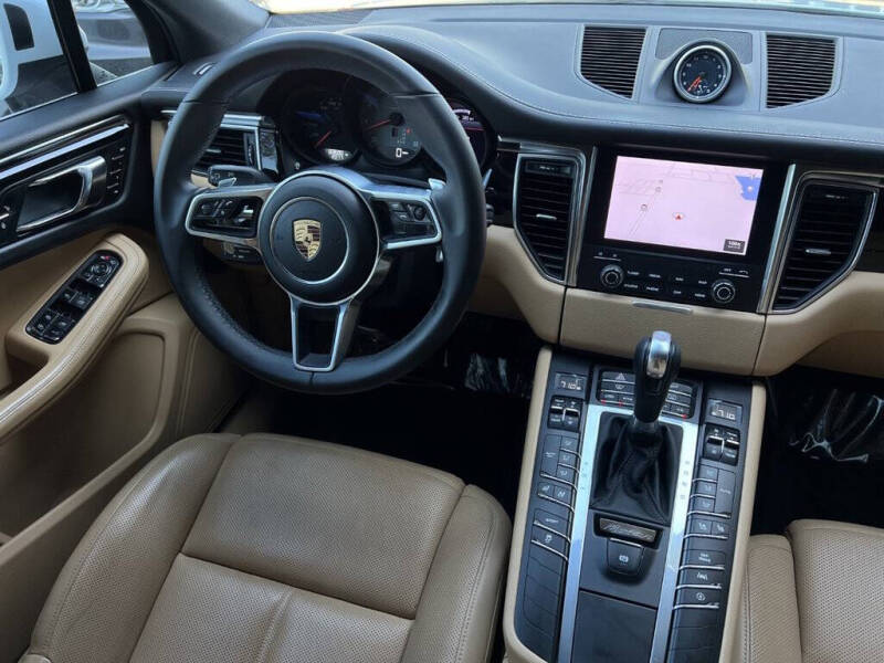 2017 Porsche Macan S