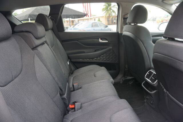 2019 Hyundai Santa Fe SE 2.4L