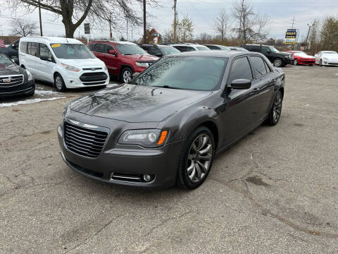 2014 Chrysler 300 for sale at Dean's Auto Sales in Flint MI