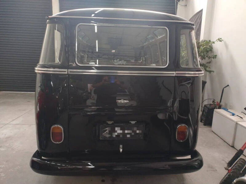 1972 Volkswagen Bus