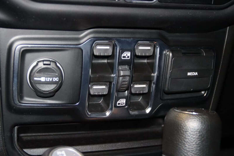 2023 Jeep Gladiator Sport S