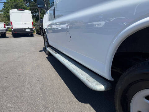 2024 Chevrolet Express 2500