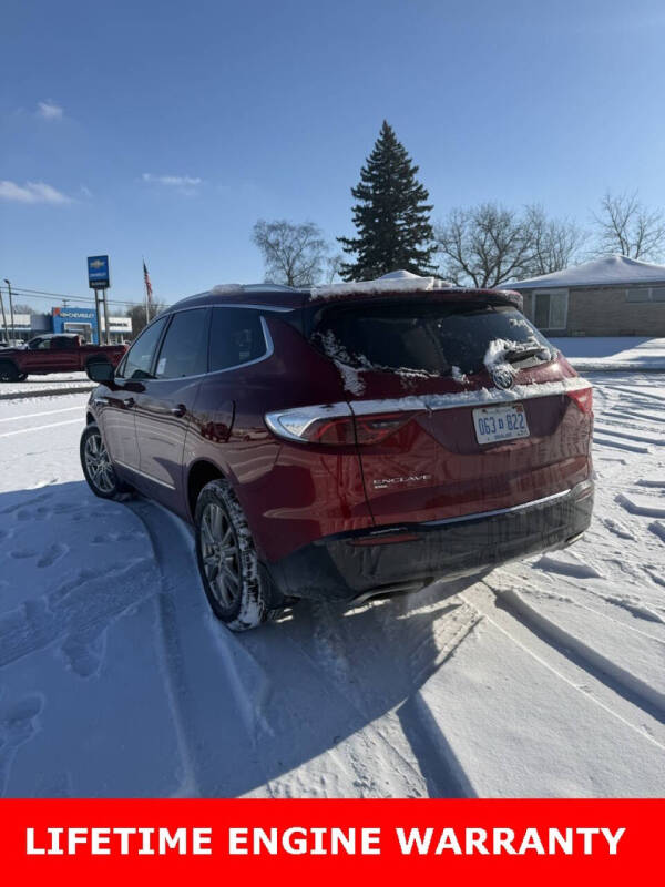 2022 Buick Enclave Essence