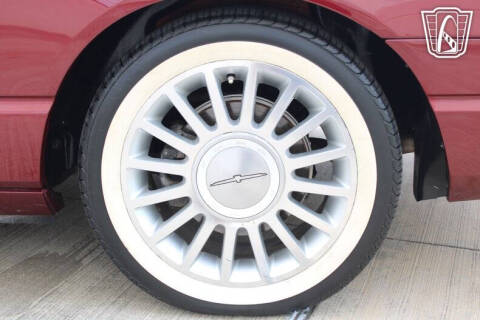 2004 Ford Thunderbird Deluxe