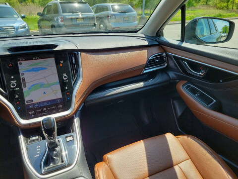 2022 Subaru Outback Touring