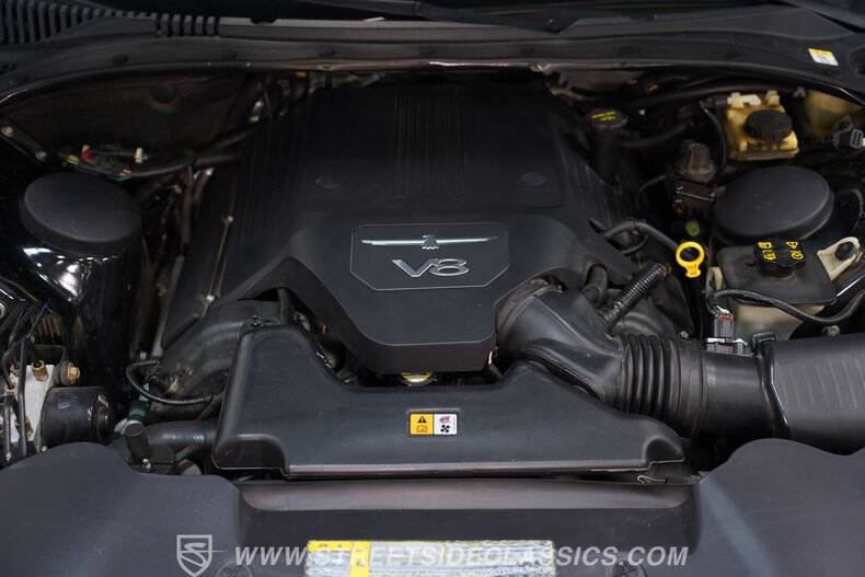 2005 Ford Thunderbird Deluxe