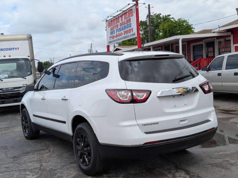 2017 Chevrolet Traverse LS