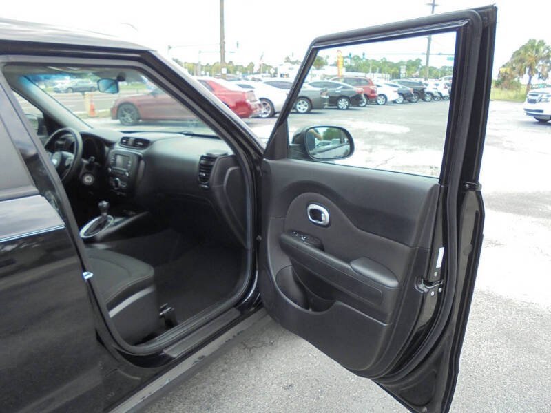 2017 Kia Soul +
