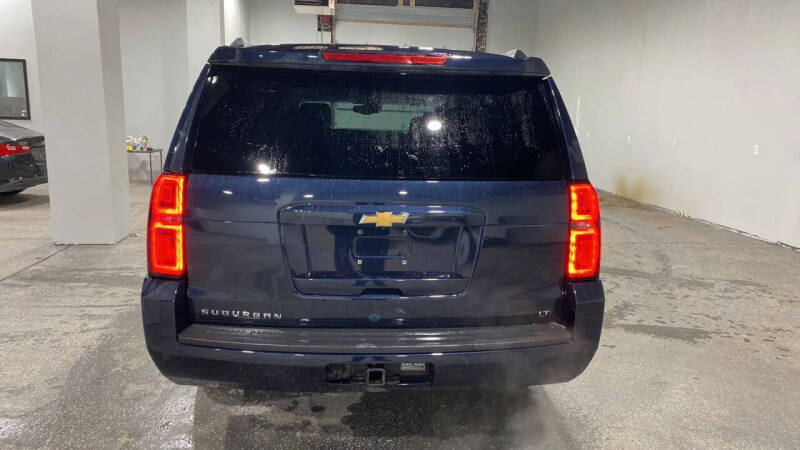 2019 Chevrolet Suburban LT