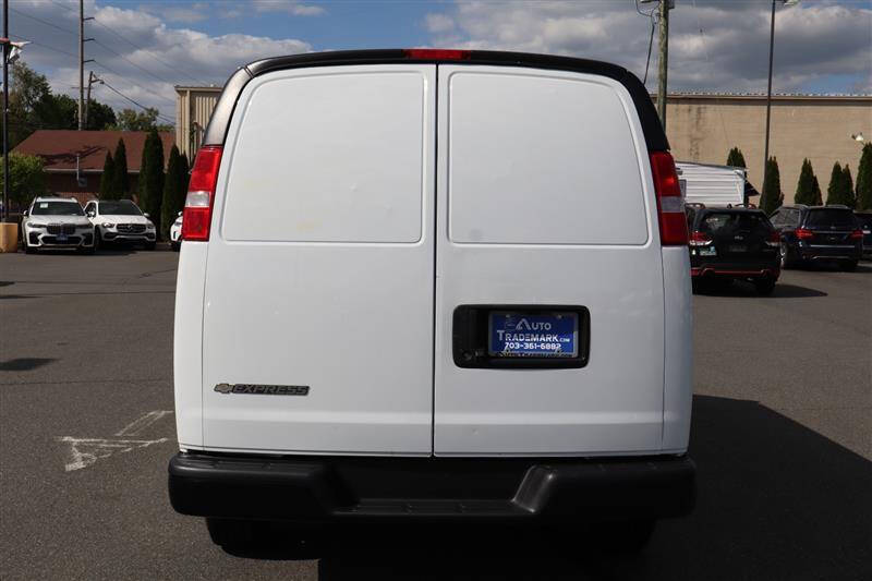 2021 Chevrolet Express 2500