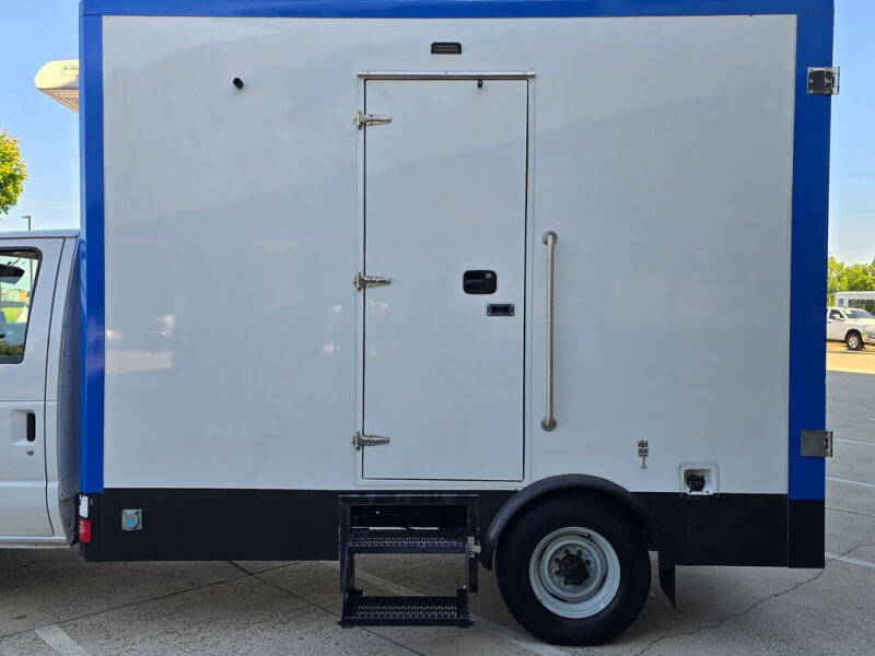 2023 Ford E-Series