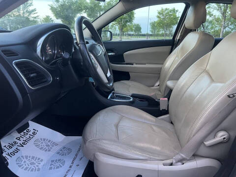 2012 Chrysler 200 Limited