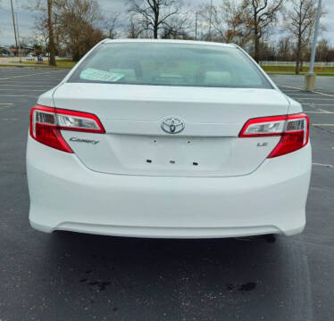 2012 Toyota Camry LE