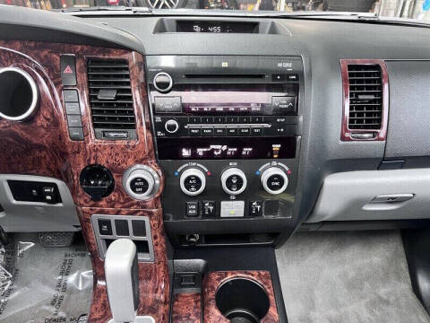 2010 Toyota Sequoia Limited