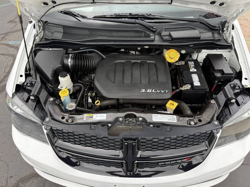 2016 Dodge Grand Caravan American Value Package