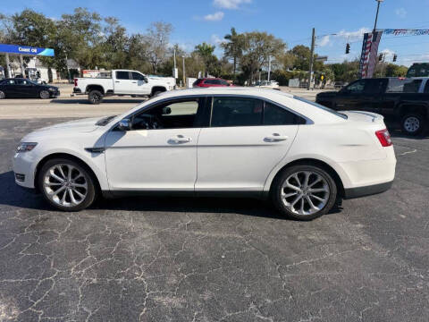 2017 Ford Taurus Limited